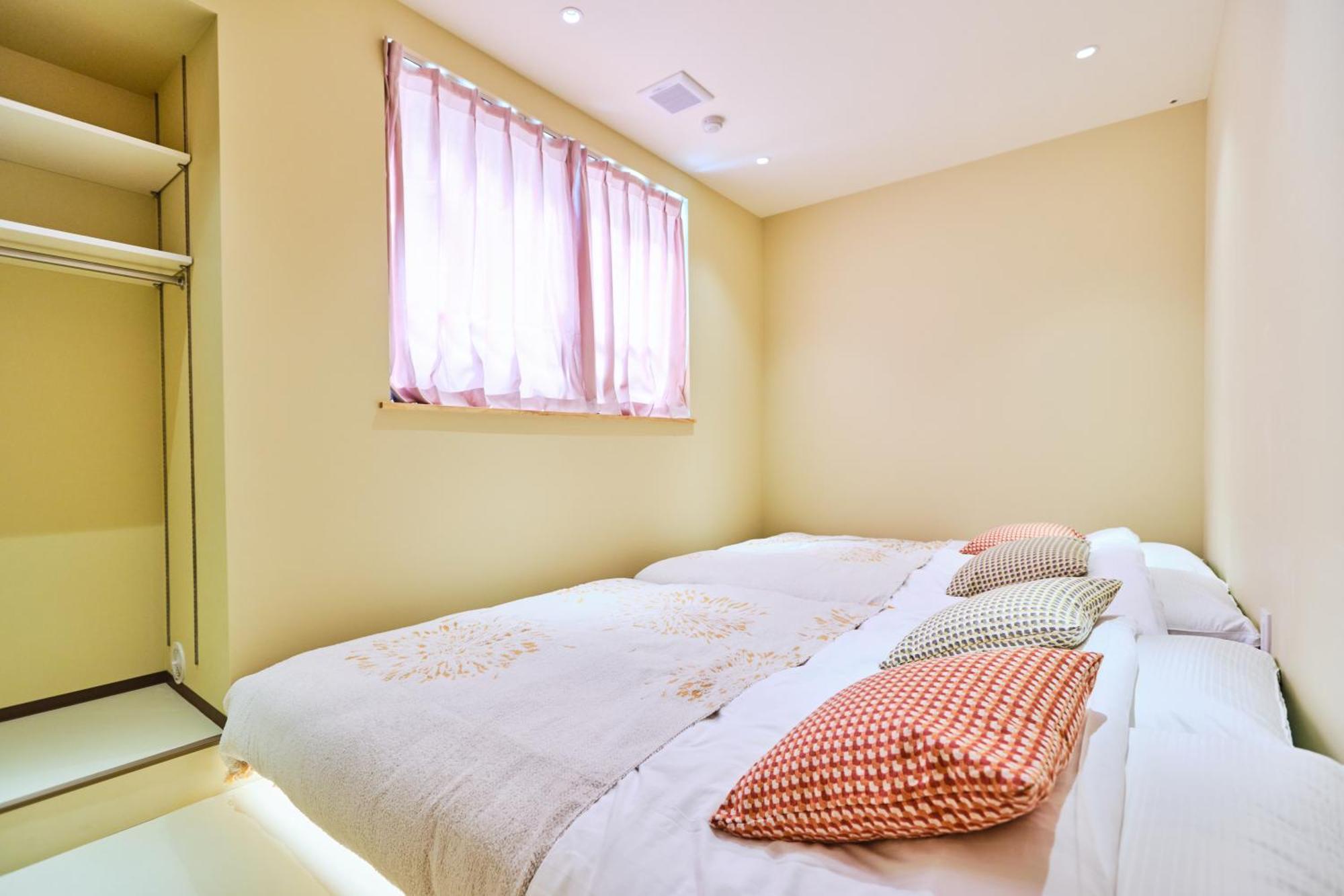 Apartment 寅ホテル 御徒町 Tora Okachimachi Tokyo